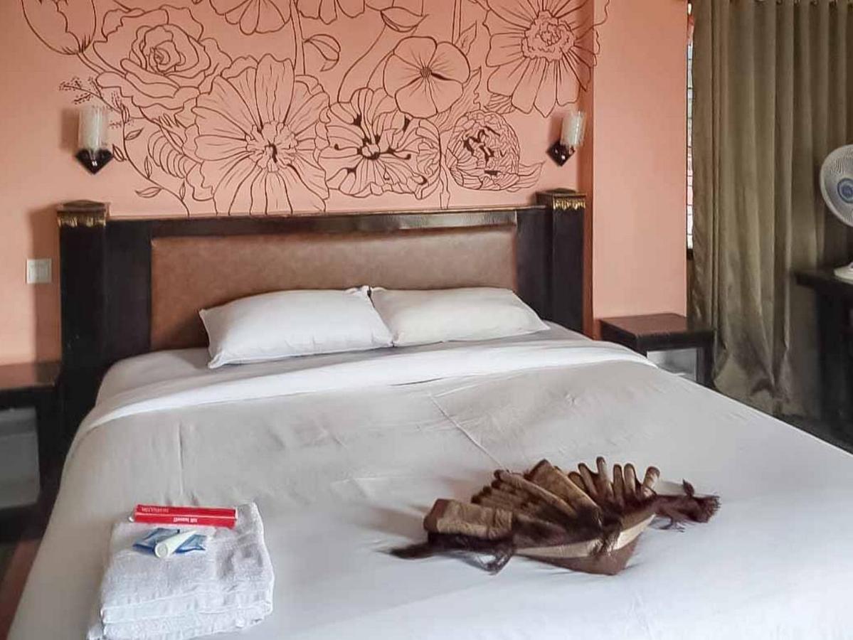 Hotel Ananda Syariah Redpartner Bukittinggi Dış mekan fotoğraf