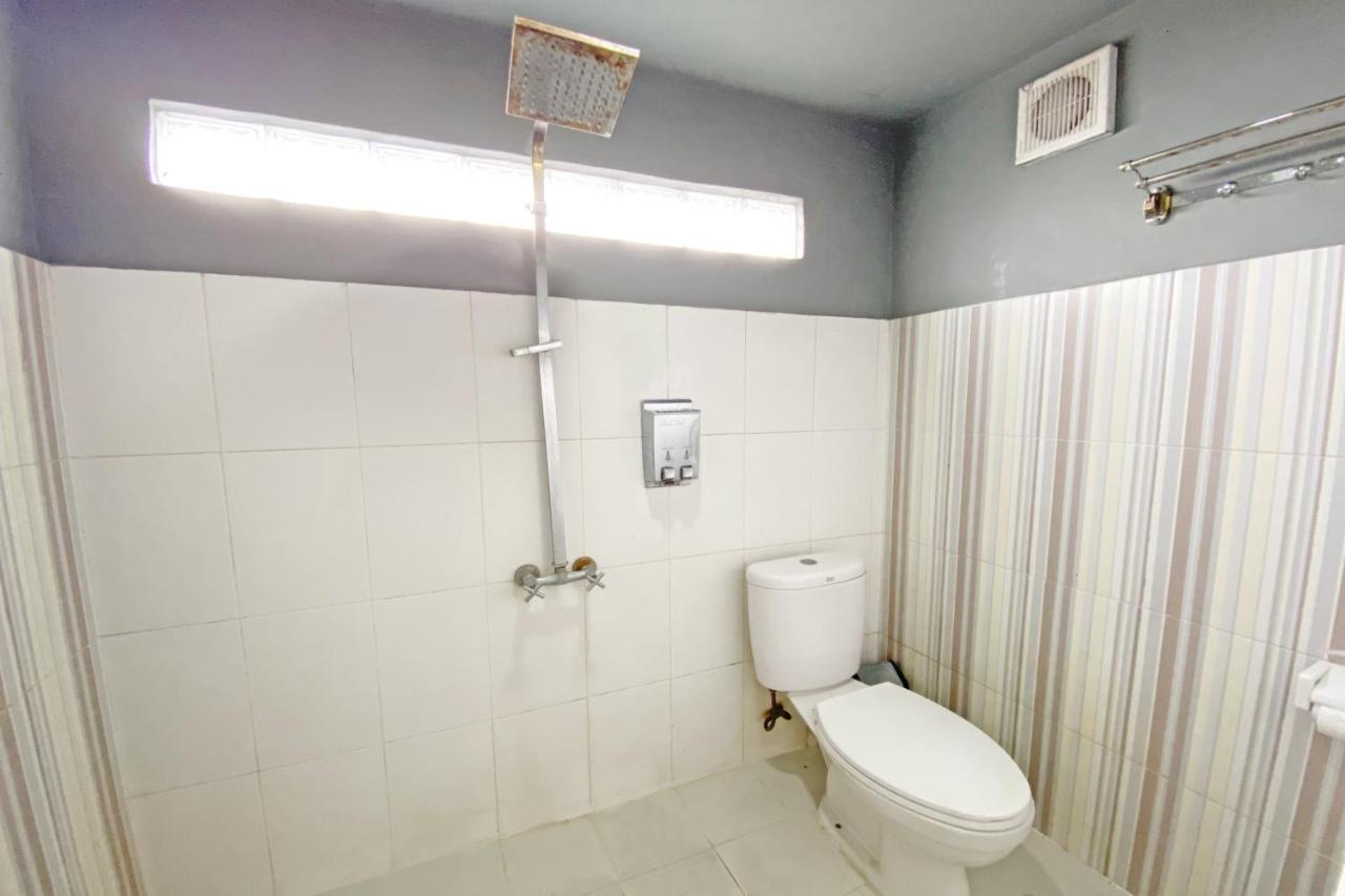 Hotel Ananda Syariah Redpartner Bukittinggi Dış mekan fotoğraf