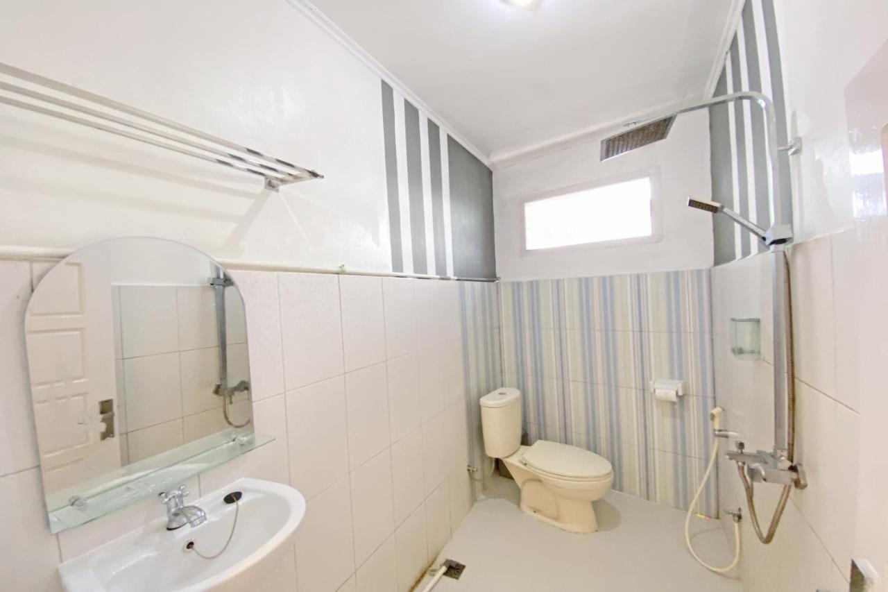 Hotel Ananda Syariah Redpartner Bukittinggi Dış mekan fotoğraf